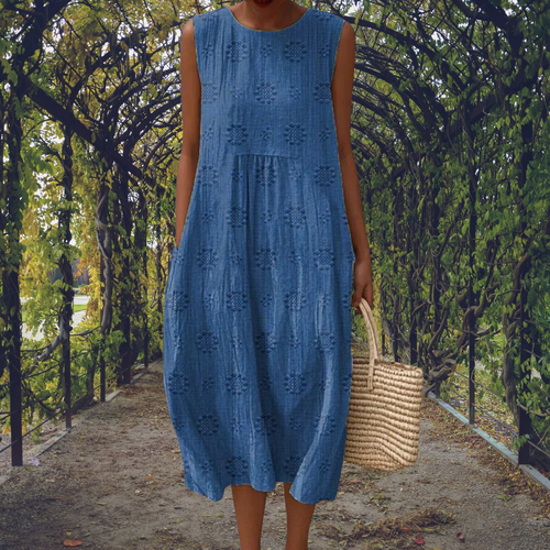 Aika | Elegant sleeveless dress