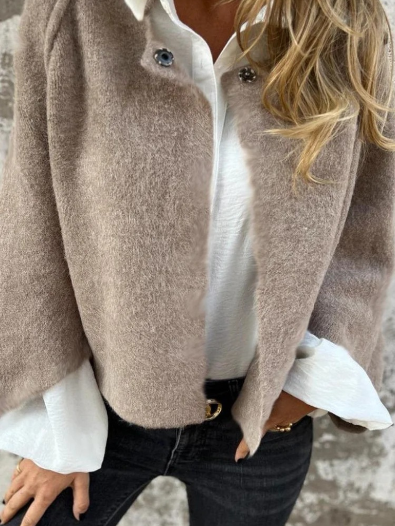 June | VIVIENNE LUXE CARDIGAN