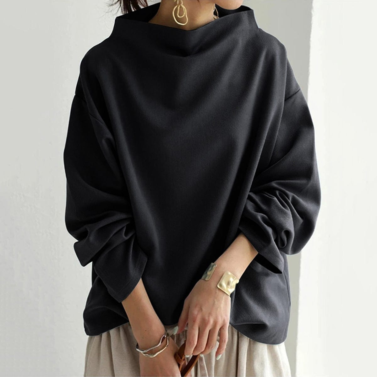 June | Lisa | High-Neck Casual Top